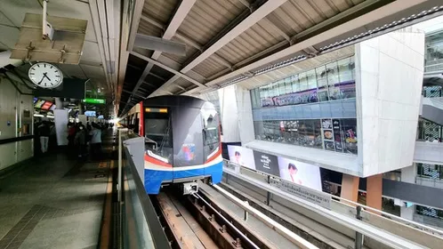 How to Get Around Bangkok: BTS, MRT, River Boats, Taxis and Tuk-Tuks