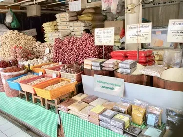 Where to Buy Tamarind in Bangkok: Supermarkets, Markets and What to Ask For