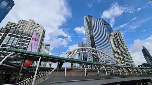 What Is a Good Salary in Bangkok? Official Average Wages for 2026