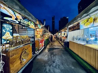 Bangkok Night Markets Open Now: Jodd Fairs, Asiatique, Chinatown and More
